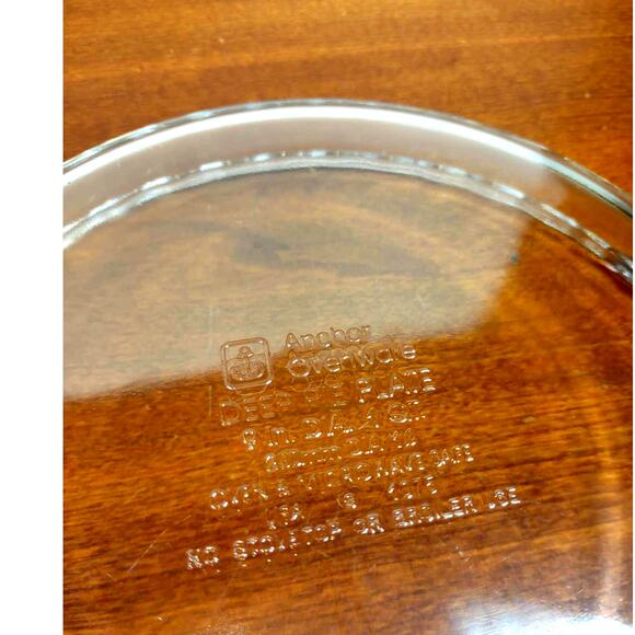 Vintage Anchor Hocking Fire King Crimp Edge Clear Glass Deep Pie Dish 9" - Picture 6 of 7